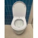 BASTIDOR ROCA ACTIVE PACK CISTERNA EMPOTRADA Y PULSADOR CROMO MATE CON INODORO SUSPENDIDO Rimless Lia blanco br AQUA