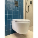 Inodoro suspendido Ekovia Tornado blanco brillo con asiento y tapa Soft Close – Azul Bath