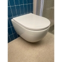 Pack WC suspendido Tornado 53 cm| Roca Duplo | pulsador blanco mate